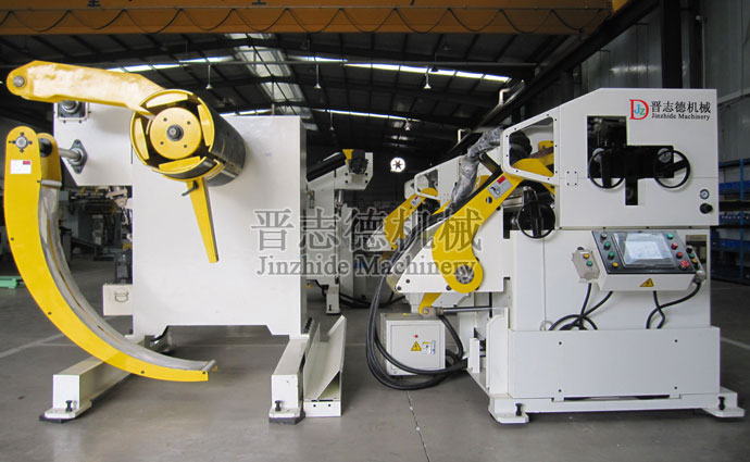 大型送料機設(shè)備生產(chǎn)