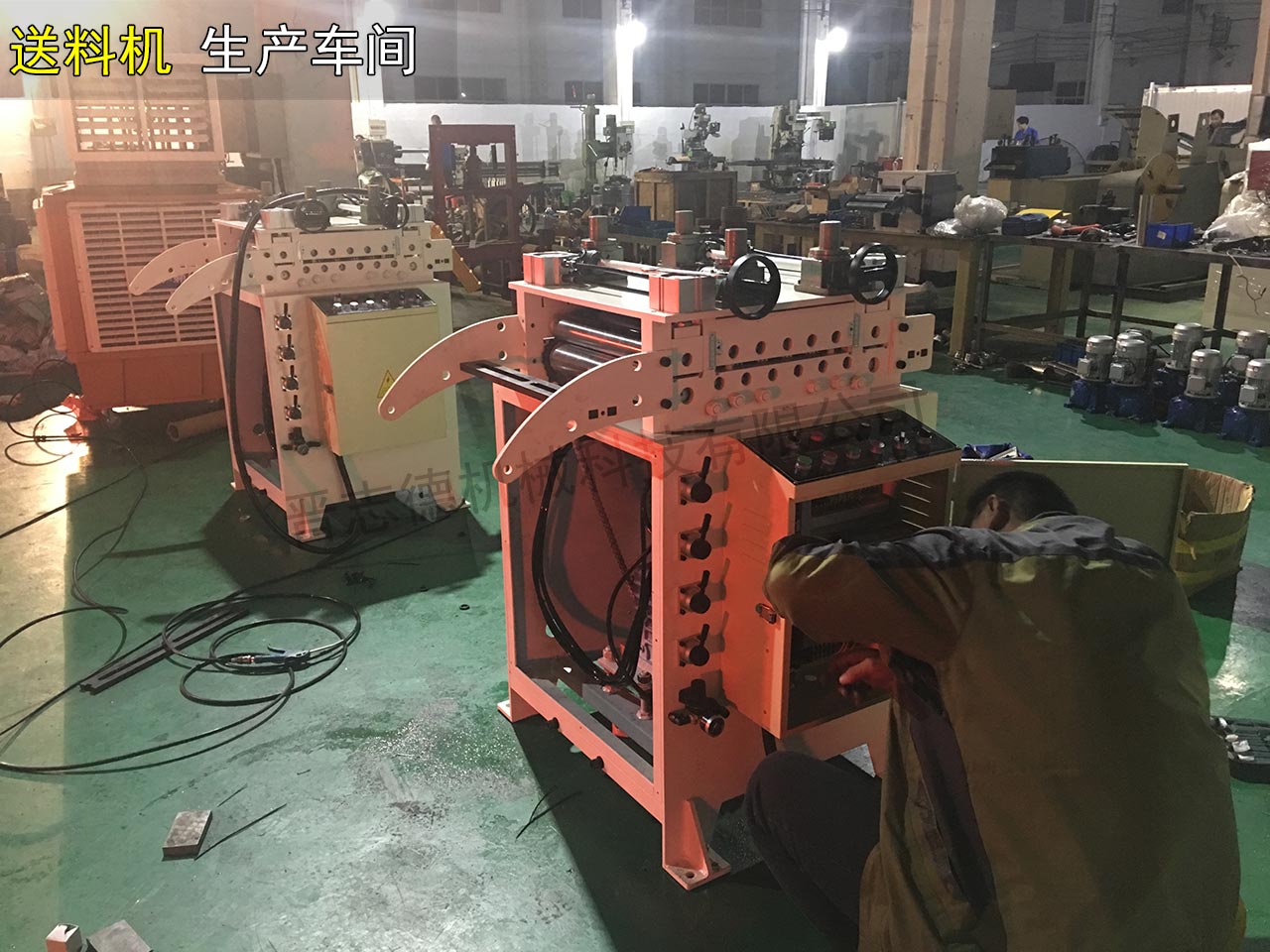 整平機(jī)夜間裝配 整平機(jī)夜間裝配