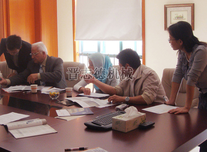 哈薩克斯坦送料機客戶來訪 哈薩克斯坦送料機客戶來訪