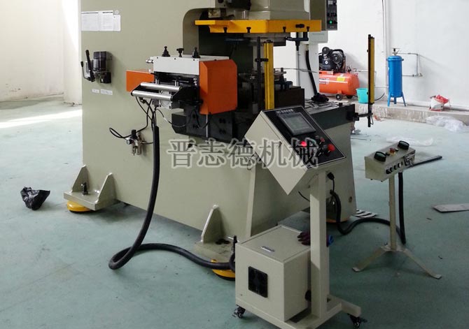 強力直軸NC送料機使用 強力直軸NC送料機使用