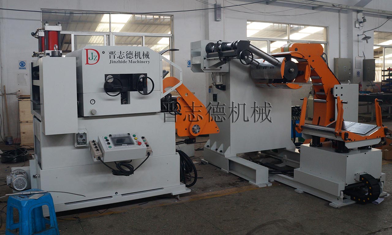 三合一送料機生產現場 三合一送料機生產現場