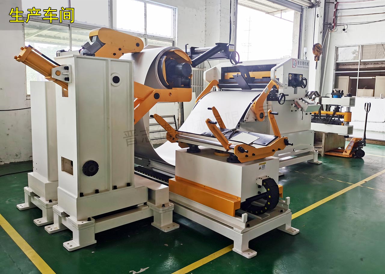 大學生參觀三合一送料機 大學生參觀三合一送料機